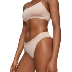 Best reviews of 🌟 Calvin Klein Form To Body 👙 Bikini Umber 🔥 -Outlet Calvin Klein Store unnamed file 484